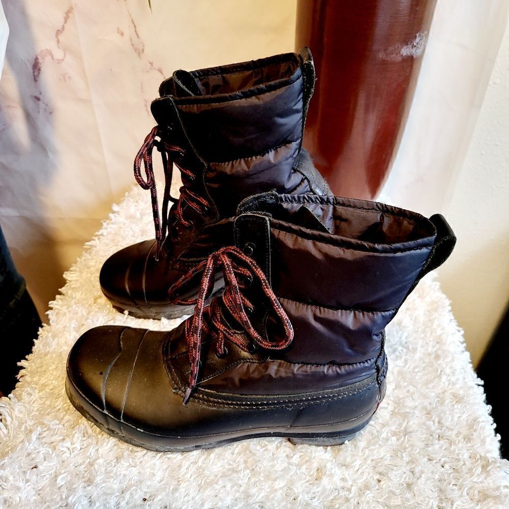 Hunter black quilted shaft winter boots